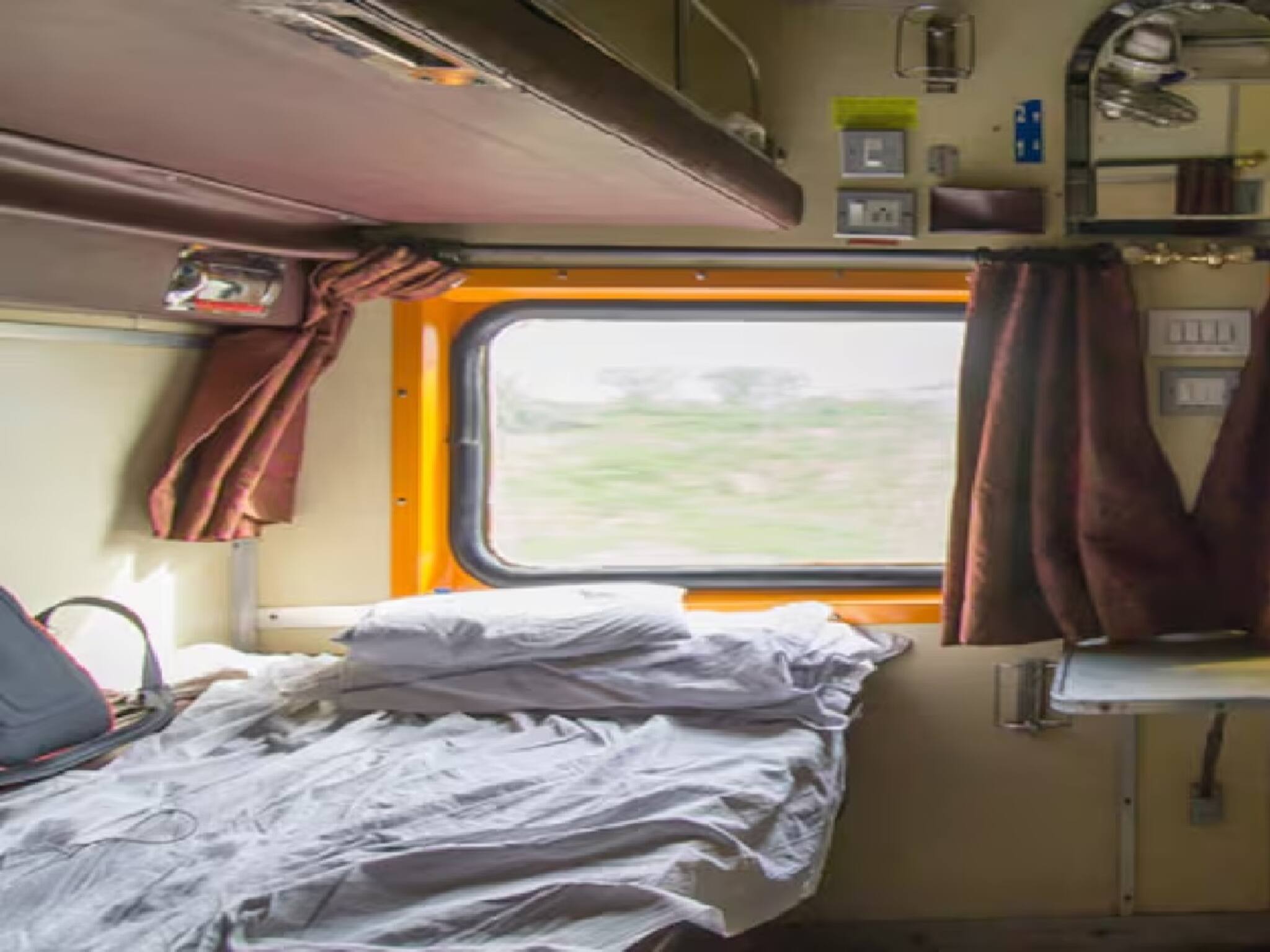 Puri Special Train From Shalimar: পুরী যাওয়ার বিন্দাস সুবিধা, পুজোর জন্য এই স্টেশন থেকে ছাড়বে ট্রেন, রইল বার্থের হিসেবনিকেশ