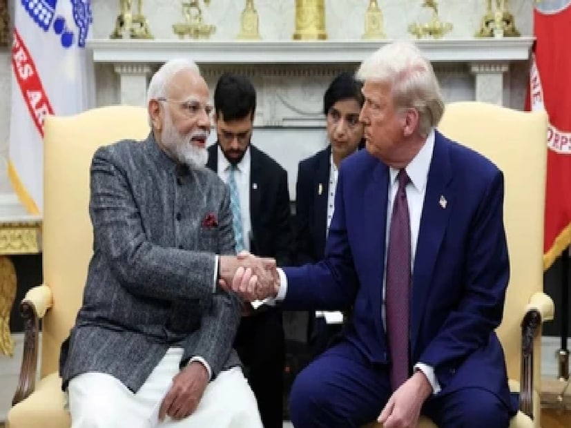 মার্কিন প্রেসিডেন্টের এই দাবির কয়েক ঘণ্টার মধ্যেই, ভারতীয় বিদেশ মন্ত্রক (MEA) একটি দৃঢ় এবং বিস্তারিত প্রতিক্রিয়া জারি করে, নতুন শুল্ককে 