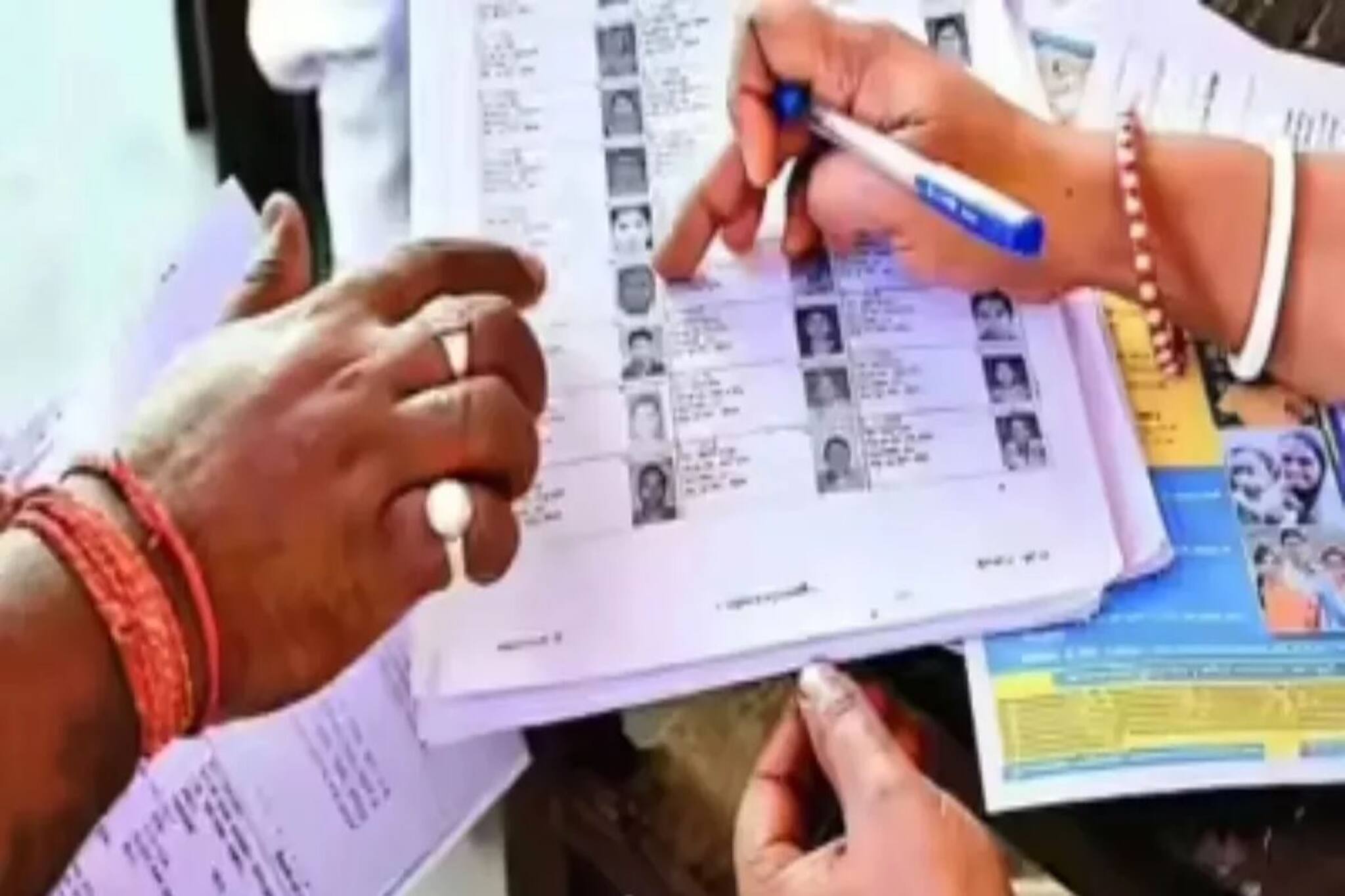 রাজ্যে বাড়ছে বুথের সংখ্যা! ২৬-এর বিধানসভা ভোটের আগে আজ সর্বদলীয় বৈঠক... লাভ কী হল?