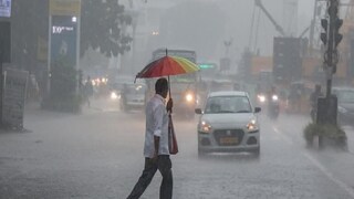 প্রবল বৃষ্টি আসছে বেশ কিছু জেলায় প্রবল বৃষ্টি আসছে বেশ কিছু জেলায়