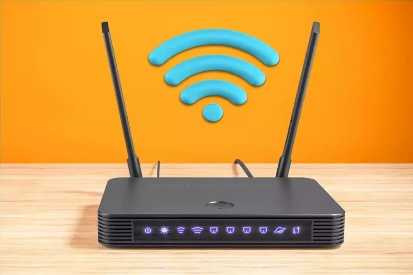 আর এর জন্য সারা দিন সারা রাত চালিয়ে রাখতে হয় Wi-Fi সিগন্যাল। তাহলে এর জন্য কি ব্যবহারকারীদের ইলেকট্রিসিটি বিলের উপর চাপ পড়ে? এই বিষয়ে আসলে আমরা সেভাবে ভেবে দেখি না। আসলে বেশিরভাগ মানুষই নিজেদের ওয়াই-ফাই রাউটার সারা রাতই চালু করে রাখেন। ইন্টারনেটের সঙ্গে সারাক্ষণ কানেক্টেড থাকার জন্য এটাকে জরুরি বলে মনে করেন অনেকেই।