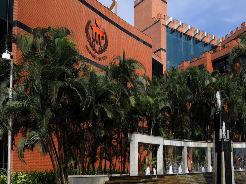 মণিপাল একাডেমি অফ হায়ার এডুকেশন, মণিপাল, NIRF 2025-এ তৃতীয় স্থান অধিকার করেছে, এটি একটি শীর্ষস্থানীয় বহুবিষয়ক বিশ্ববিদ্যালয় যা চিকিৎসা, প্রকৌশল এবং সংশ্লিষ্ট স্বাস্থ্য বিজ্ঞানে উৎকর্ষতার জন্য পরিচিত।