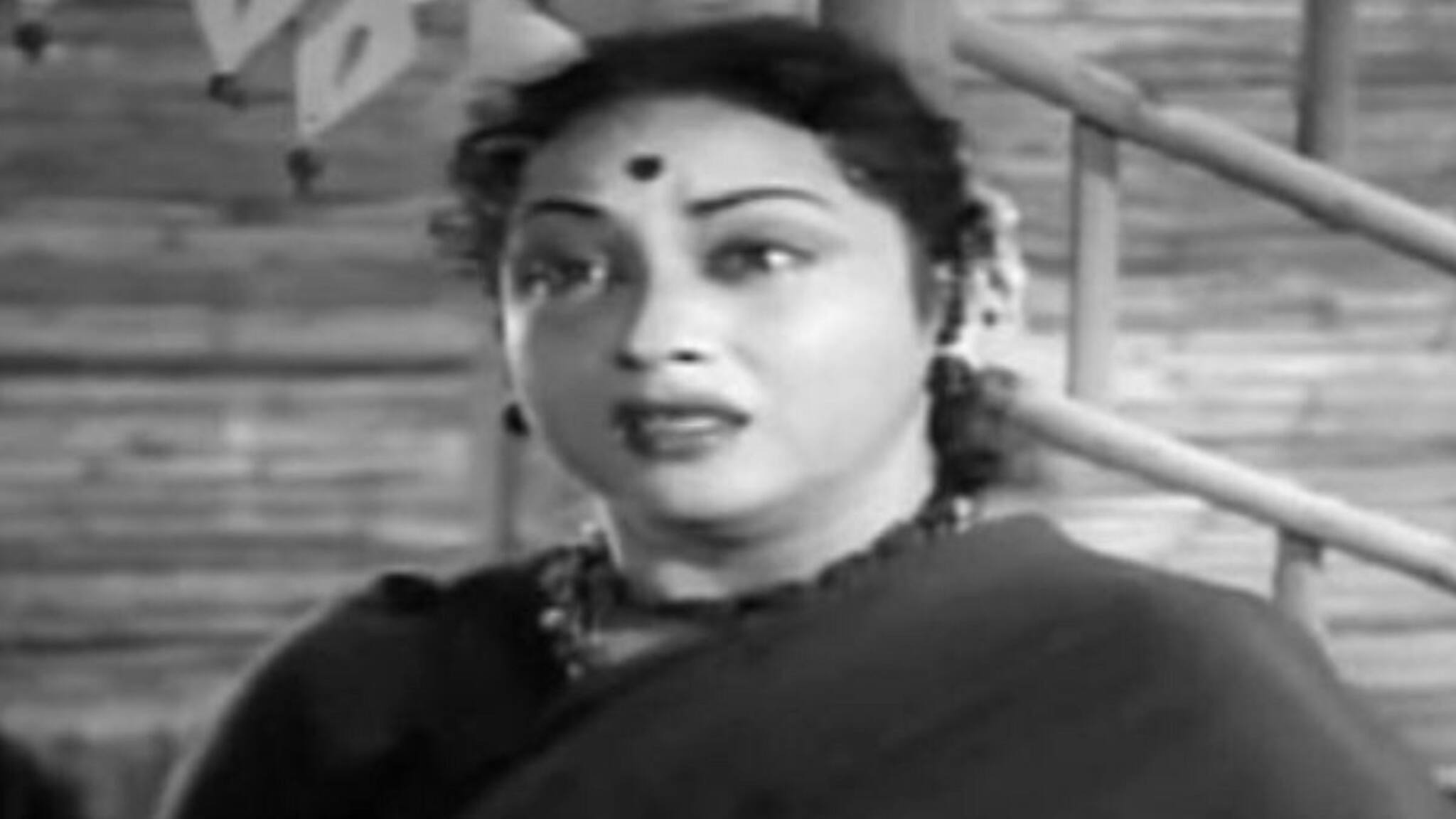 Guess the Actress: বিয়ের আগেই গর্ভে সন্তান! বিবাহিত-৬ সন্তানের বাবার প্রেমে হাবুডুবু, পাননি সংসার সুখ, স্ত্রীর মর্যাদা, চিনতে পারলেন অভাগা অভিনেত্রীকে?