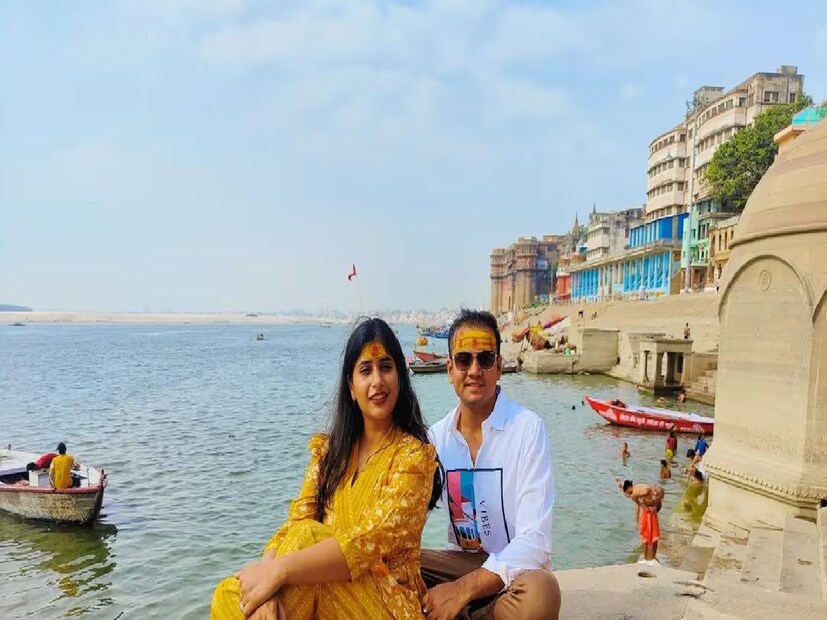 এরপর ২০১৭ সালে আবারও সিভিল সার্ভিসের পরীক্ষা দেন অমৃত। মাত্র এক নম্বরের জন্য পিছনে থেকে যান তিনি। এবার জেদ চেপে গিয়েছিল তাঁর। একরোখা হয়ে গিয়েছিলেন অমৃত জৈন। তবে কোথাও থেকে কোচিং নেননি। শুধু বদলে ফেলেছিলেন পড়াশোনার ধরণ। উন্নত করেছিলেন নিজের পড়ার স্ট্র্যাটেজি। পরীক্ষার ধরণ সম্পর্কেও আরও বেশি করে অবগত হয়েছিলেন অমৃত। তবে শুধু যে পড়াশোনার কৌশল বদলে ফেলেছিলেন তাই নয়, অধ্যয়নে যোগ করেছিলেন আরও অনেক বেশি পরিশ্রম। সেই সময় তাঁর জীবনের মূল মন্ত্র ছিল 'প্র্যাকটিস মেকস এ ম্যান পারফেক্ট'। এক থেকে দেড় ঘণ্টার ১৪০টি মক টেস্ট দিয়েছিলেন অমৃত জৈন। 