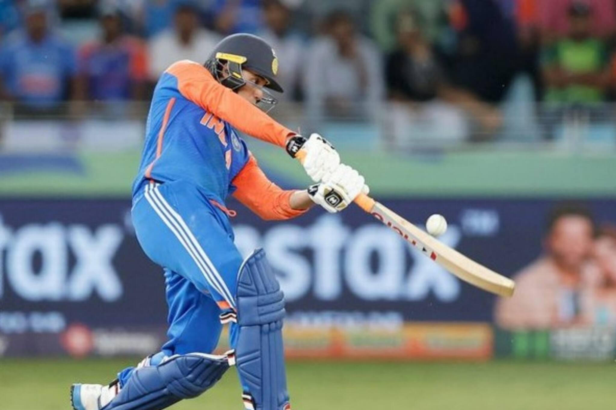 নিজের গুরুর রেকর্ড ভেঙে দিলেন অভিষেক শর্মা! নাম লেখালেন ইতিহাসের পাতায়