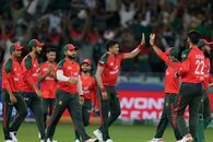বাংলাদেশের সামনে ধরাশায়ী পাকিস্তানের ব্যাটিং, নাগিন ডান্স সেলিব্রেশন সময়ের অপেক্ষা!