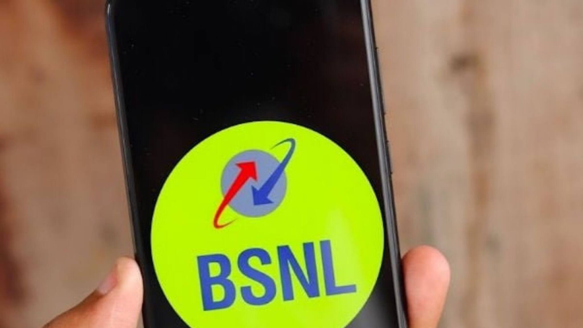 BSNL-এর নতুন চমক! ৫০০ টাকার কমে ৭২ দিনের নতুন রিচার্জ প্ল্যান, আনলিমিটেড কল ও রোজ ২ জিবি ডেটা-সহ অনেক সুবিধা