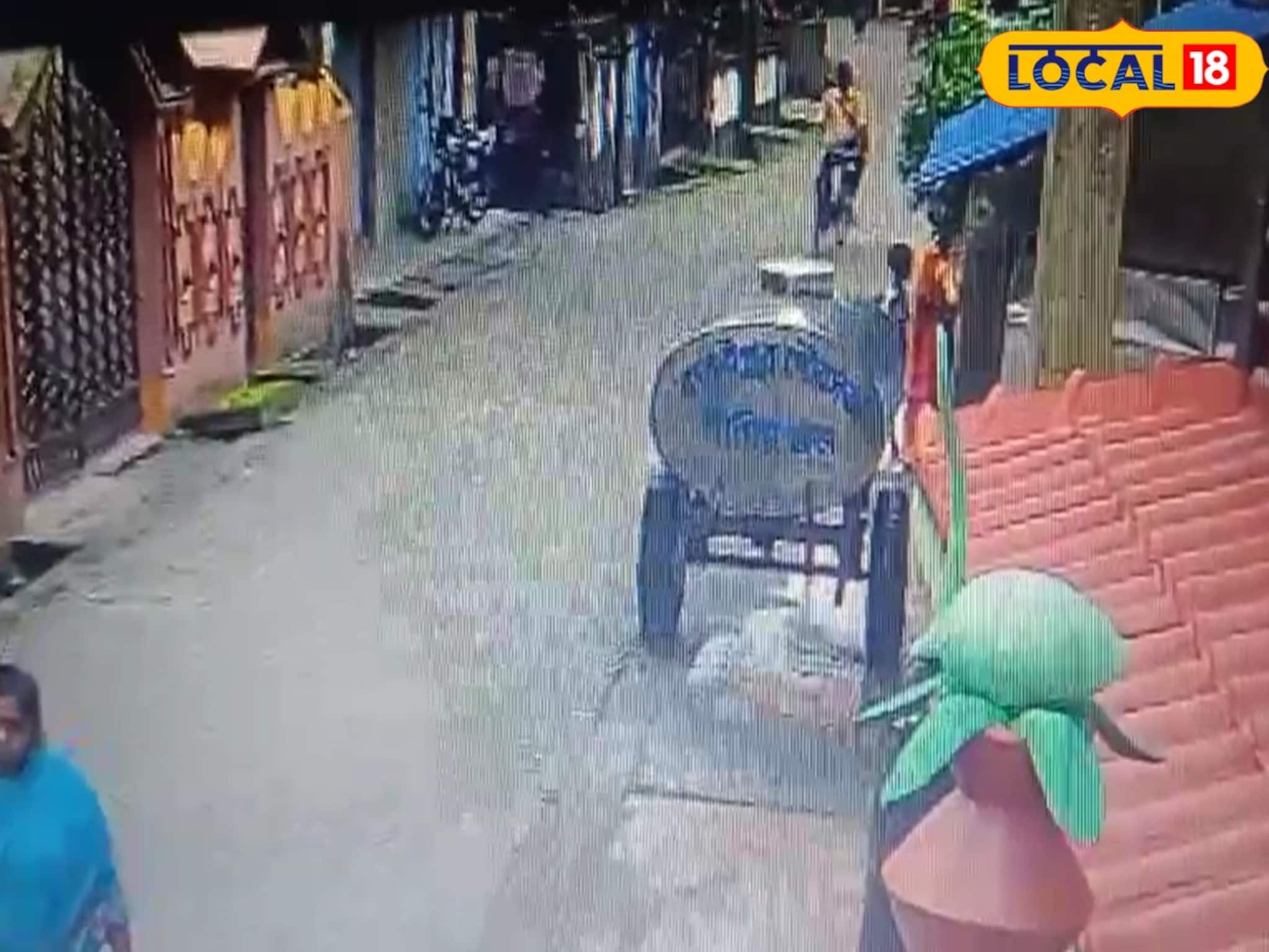 দিনেদুপুরে বারুইপুর মাস্টারপাড়ায় দুঃসাহসিক চুরি, চাঞ্চল্যকর ছবি CCTV ফুটেজে