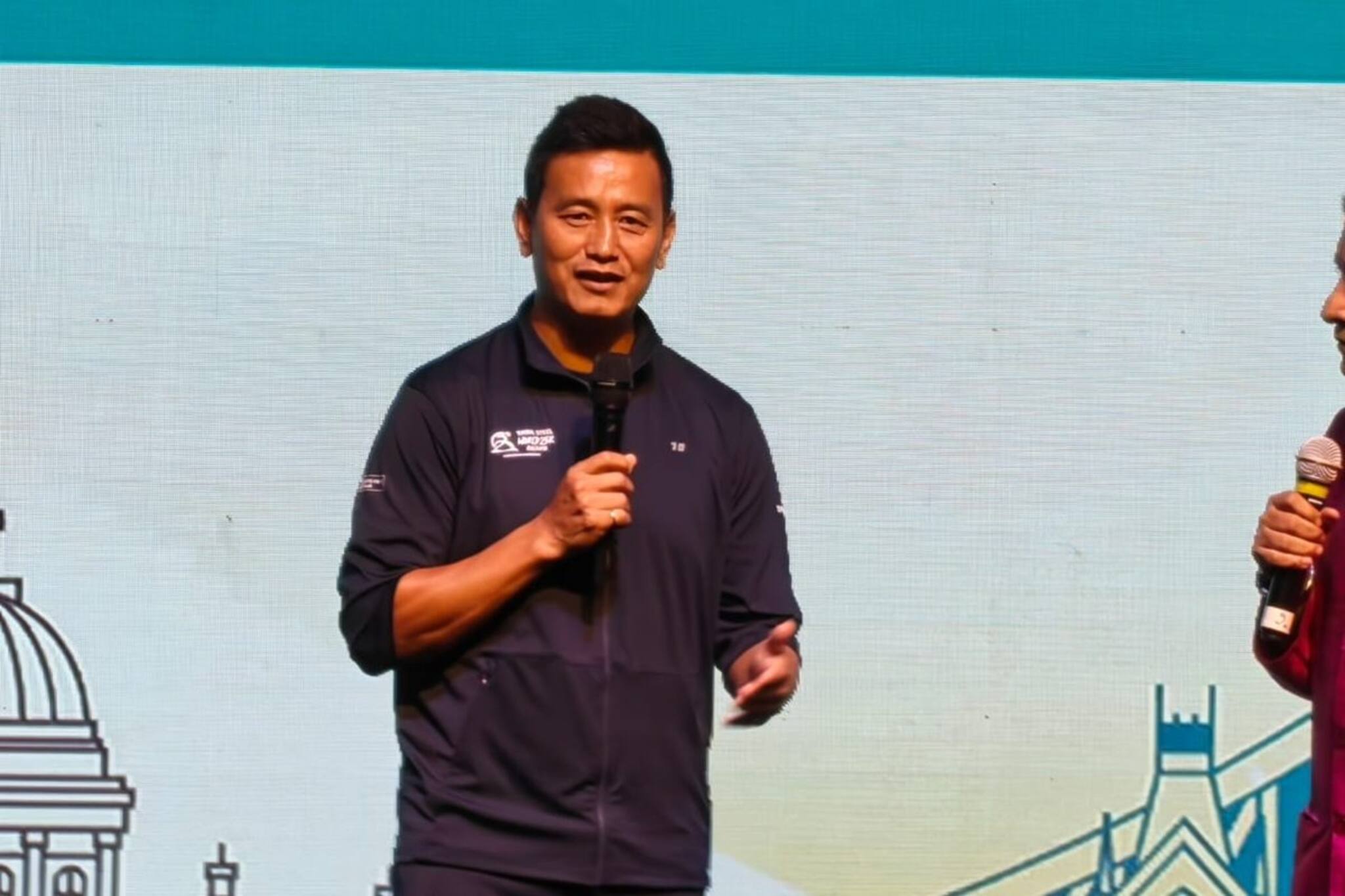 নেপাল নিয়ে মুখ খুললেন ভাইচুং ভুটিয়া, প্রতিবেশী দেশের ভবিষ্যৎ নিয়ে আশাবাদী ফুটবল তারকা