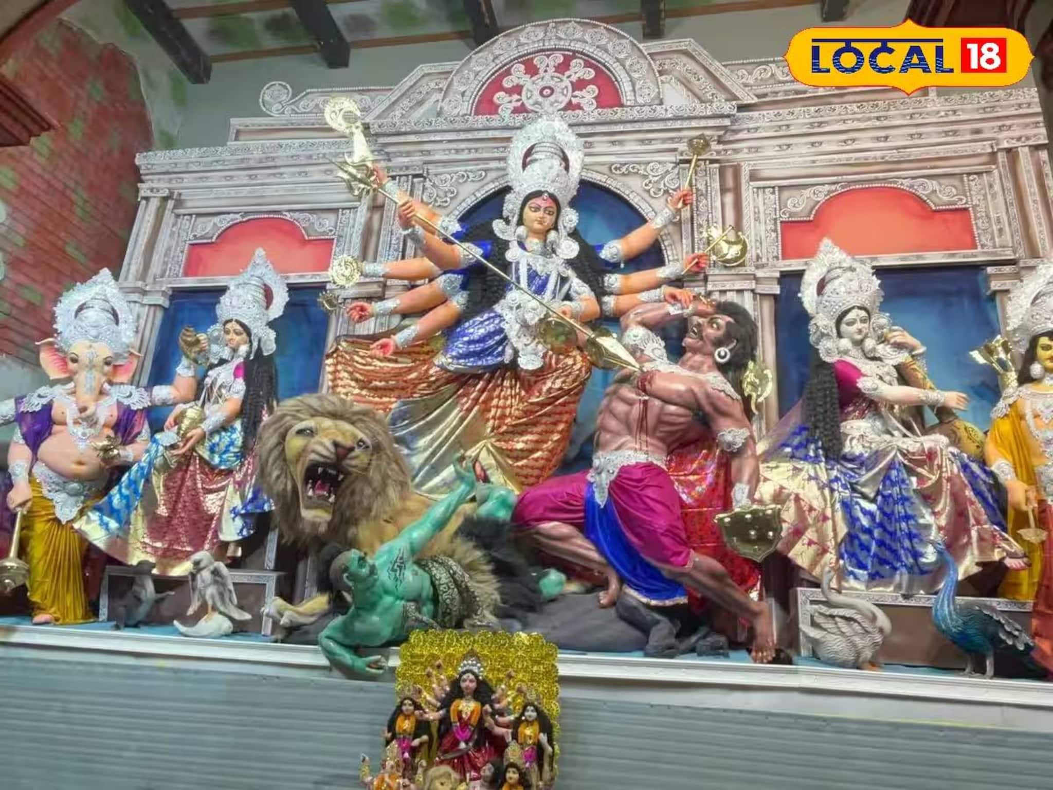 রাজবাড়ির আদলে মণ্ডপ, নজর কাড়ছে প্রতিমা! বীরভূমের 'এই' বিগ বাজেট পুজোয় এবারেও চমক