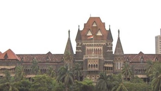 বম্বে হাইকোর্টে বোমাতঙ্ক