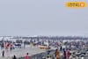 দিঘা-কাঁথিতে এ কী ছবি! পুজোর মরশুমে উপকূল শহরে পা পাতা দায়