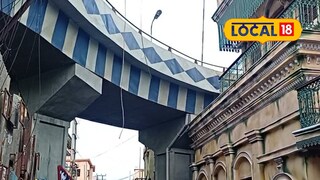 লোহার ফ্লাইওভারের আকারে সাজানো দুর্গাপুজো মণ্ডপ