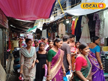 Durga Puja 2025: অনলাইন শপিং বাদ! এবছর পুজোয় দোকানে কেনাকাটার হিড়িক, টুক করে ঘুরে আসুন ‘এই’ বাজার থেকে, রেডিমেড পোশাকের সম্ভার