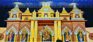 UAE-তে মহা সমারোহে দুর্গা পুজো ! দেখুন মরু শহরে উৎসবমুখর পরিবেশে মাতৃ আরাধনা