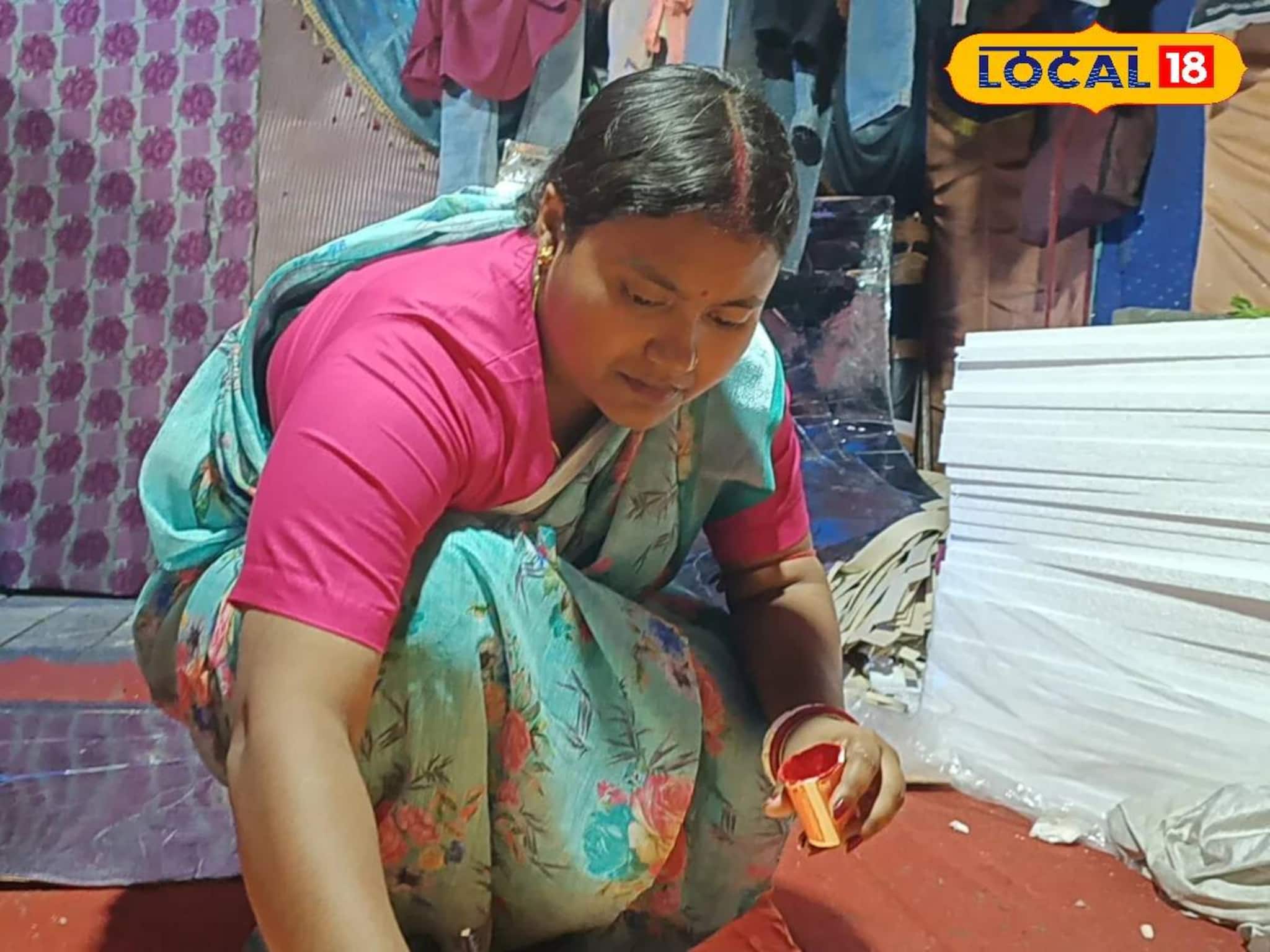 হাতের কাজেই বাজিমাত! মাসে হাজার হাজার টাকা উপার্জন করছেন মহিলারা, পথ দেখিয়েছে 'এই' শিল্প