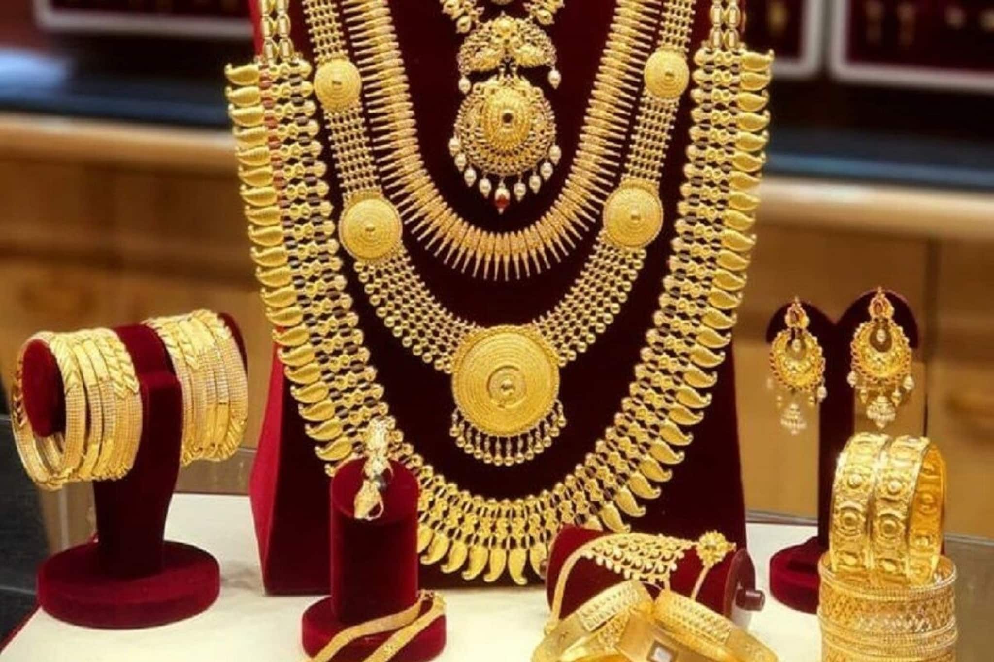 Will Gold Price Fall: সোনা ও রুপোর দাম এবার সস্তা হবে না কি বাড়তেই থাকবে? বিশেষজ্ঞরা কী বলছেন জানলে লাফিয়ে উঠবেন