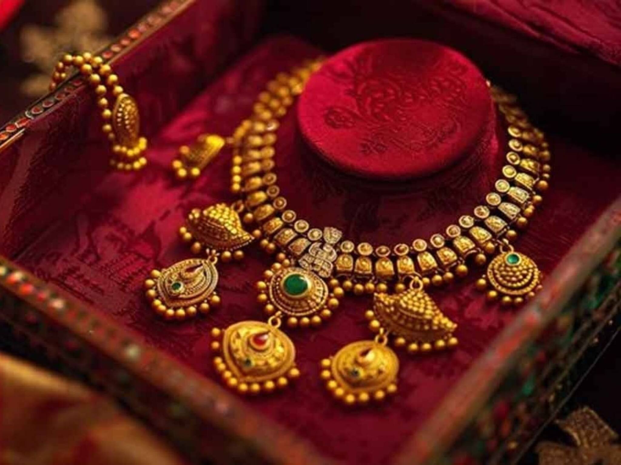 Investment Tips: সোনায় বিনিয়োগ একটা ফাঁদের মতো, এতে আটকে পড়া এড়িয়ে চলুন, কেন আচমকা এই কথা বলছেন বিশেষজ্ঞরা?