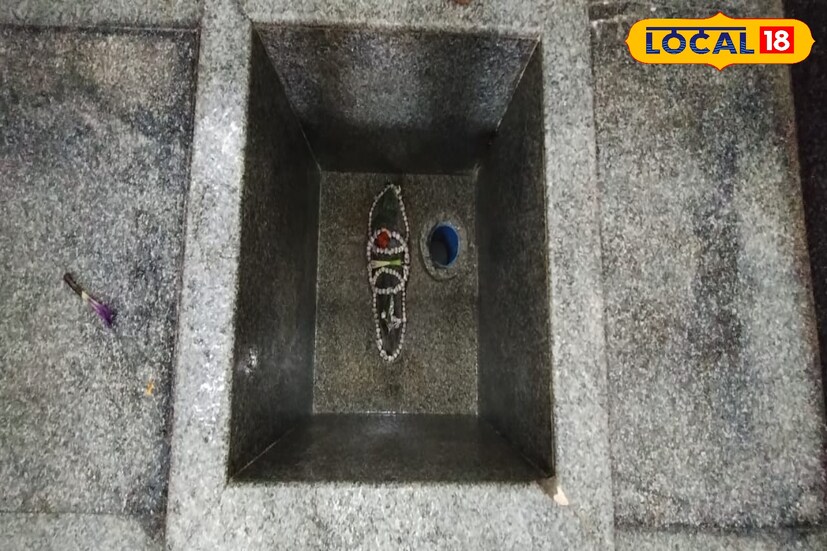 সম্ভাবনা, অনুমান এবং পর্যবেক্ষণের উপর ভর করে দাঁড়িয়ে আছে ইতিহাস। তাই এই বিষয়ে সম্পূর্ণভাবে সত্যতা যাচাই করা অসম্ভব। তবুও জৈন স্থাপত্য নির্মাণ শৈলী ফুটে উঠেছে বাঁকুড়ার উপকন্ঠে অবস্থিত এক্তেশ্বরের মন্দিরে। ছবি ও তথ্য নীলাঞ্জন বন্দ্যোপাধ্যায়
