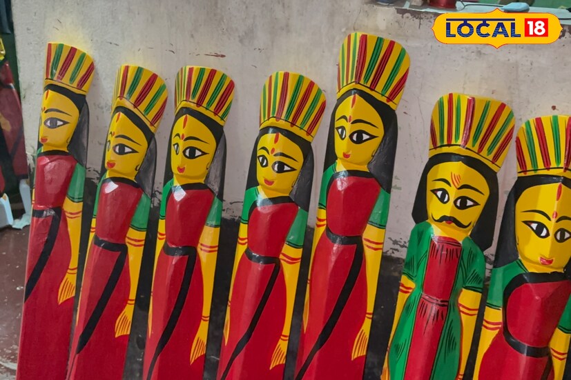 গ্রামের শিল্পীরা নানা ধরনের কাঠের জিনিস তৈরি করেন। কাঠের পেঁচা, রাজা-রানি, গৌর-নিতাই, পুতুল কিংবা সাজসজ্জার সামগ্রী, সবেতেই ধরা পড়ে তাঁদের নিপুণ হাতের কাজ। শুধু গ্রামে নয়, এই শিল্পকর্মের কদর রয়েছে রাজ্যের নানা প্রান্তে।তথ্য ও ছবি: বনোয়ারীলাল চৌধুরী