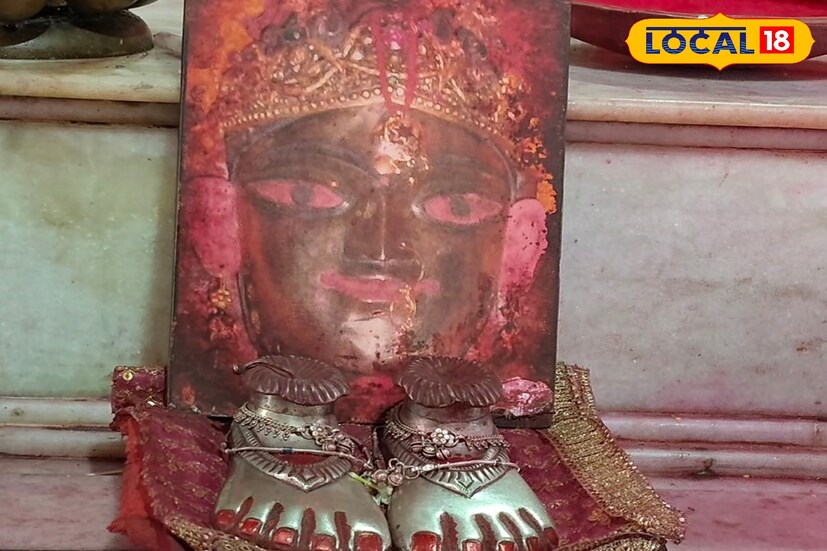 এছাড়া শোনা যায়, এখানে ভৈরবরূপে দেবীর যে মূর্তি পুজো করা হয়, সেটা একটি প্রাচীন বৌদ্ধমূর্তি। তাই এটি ‘ধ্যান বৌদ্ধমূর্তি’ নামেও পরিচিত।