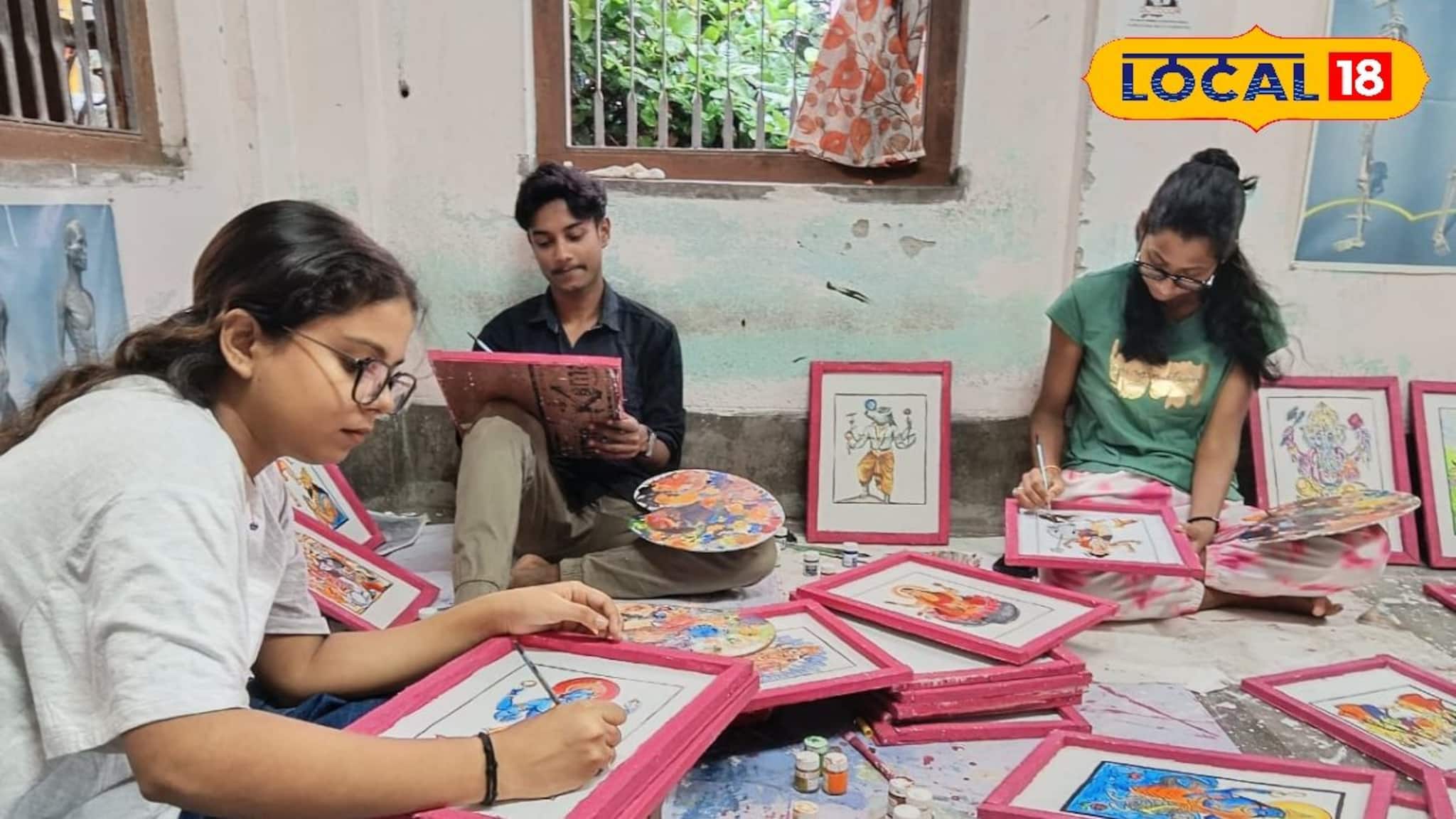 পঞ্জিকার পাতা দিয়ে তৈরি হচ্ছে দুর্গাপুজোর মন্ডপ, কোথায় হচ্ছে অভিনব প্যান্ডেল?