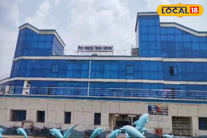 জেলাশাসক পূর্ণেন্দু মাজী বলেন, 