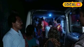 অসুস্থ ব্যক্তিদের হাসপাতালে নিয়ে যাওয়া হচ্ছে 