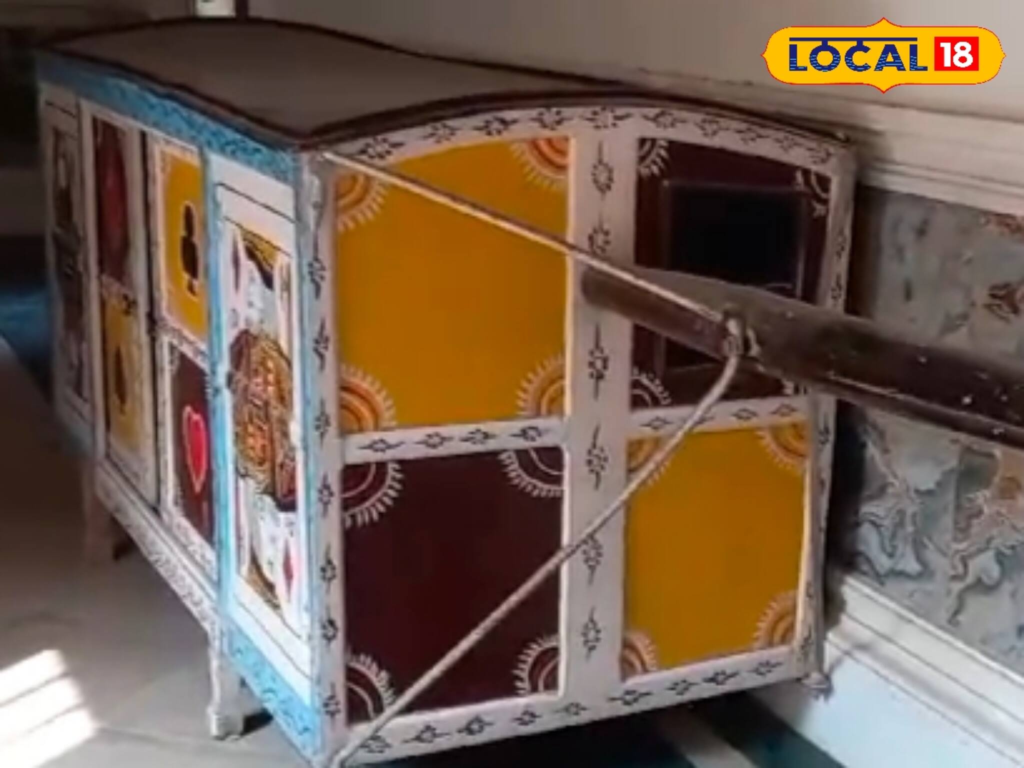 Murshidabad Tourism: কাশিমবাজার ছোট রাজবাড়িতে আজও রয়েছে হারিয়ে যাওয়া ঐতিহ্যের পালকি