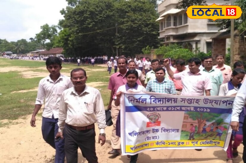কাঁথি এক ব্লকের খলিসাভাঙ্গা হাইস্কুলের এই প্রধান শিক্ষক তিনি। করোনাকালে স্কুল বন্ধ থাকলেও নিরঞ্জনের কাজ থেমে থাকেনি। প্রতিদিন নিয়মিত করে ৫০ জন ছাত্রছাত্রী বাড়িতে ফোন করে খবর নিতেন। বিভিন্ন গ্রামে ঘুরে শিক্ষার্থীদের বাড়িতে পড়িয়েছেন। অনেক পরিবারে আর্থিক অসুবিধার কারণে ছাত্রছাত্রীরা স্কুলছুট হয়ে যাচ্ছিল। তখন তিনি অভিভাবকদের বোঝান, শিক্ষা ছাড়া ভবিষ্যৎ সম্ভব নয়। নিজের খরচে অনেক সময় খাতা-কলম পৌঁছে দিয়েছেন। এতে অনেকেই আবার পড়াশোনায় ফিরেছে। সমাজের প্রতি তার এই ত্যাগী মনোভাব শিক্ষাজগতে প্রশংসিত হয়েছে।