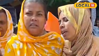 পথ দুর্ঘটনায় মৃত্যুর পর কান্নায় ভেঙে পড়েছেন পরিবার পথ দুর্ঘটনায় মৃত্যুর পর কান্নায় ভেঙে পড়েছেন পরিবার