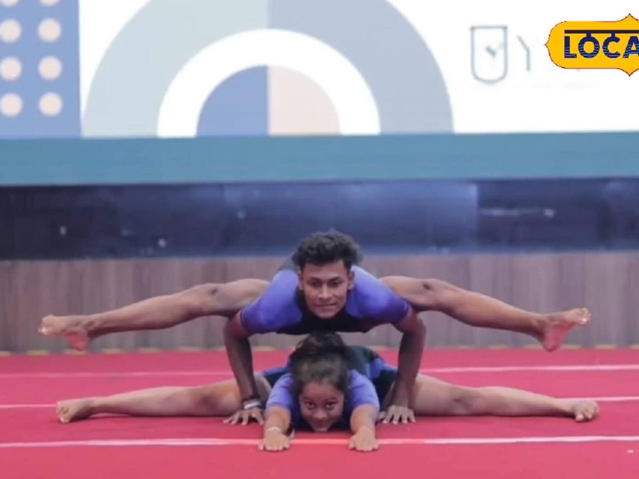 আন্তর্জাতিক যোগা মঞ্চে সাফল্য! দীপান্বিতা ও ভাস্করের হাত ধরে গ্রামের জয়