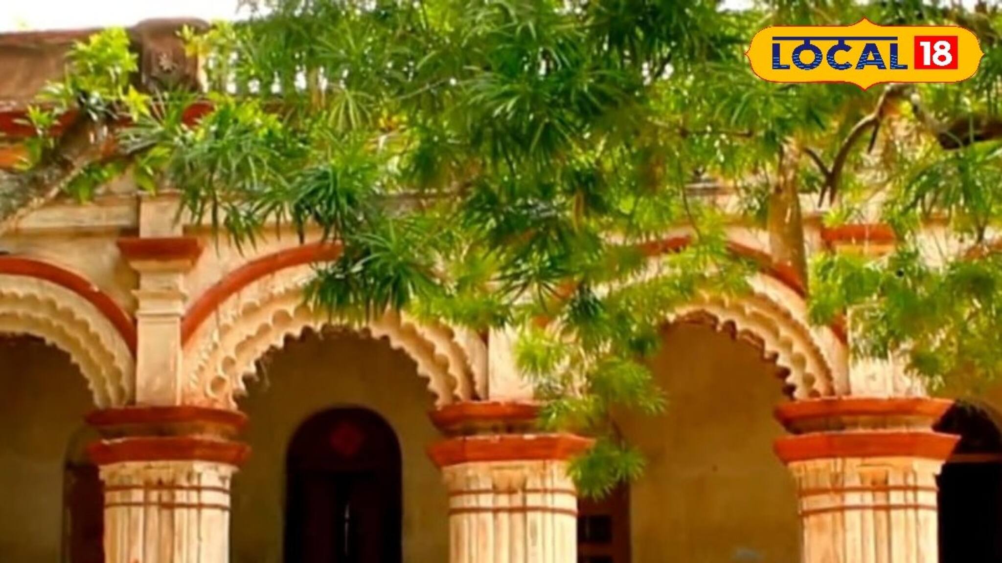 একই বেদীতে লক্ষ্মী-সরস্বতী পুজো, ইতিহাসের সাক্ষী হতে ছোট্ট ছুটিতে যাবেন নাকি? রইল ঠিকানা