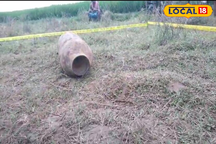 স্থানীয় বাসিন্দারা জানাচ্ছেন 