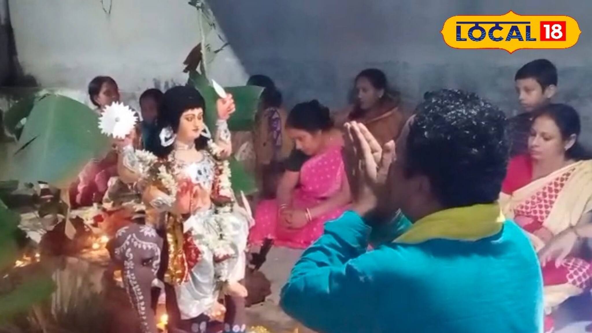 জিতাষ্টমীতে জীমূতবাহনের পুজোর মাধ্যমে এই সাবেক বাড়িতে সূত্রপাত হল আগমনীর