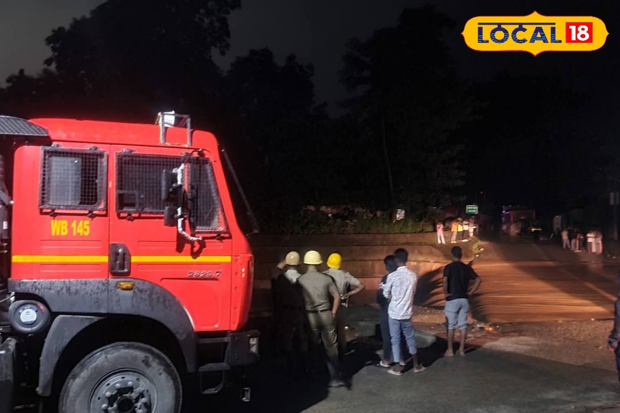 Alipurduar News: গভীর রাতে হঠাৎ বাঙরি নদীতে হড়পা বান, সঙ্গে জুড়ল দাউদাউ করে আগুন! বিপর্যস্ত টোটোপাড়া