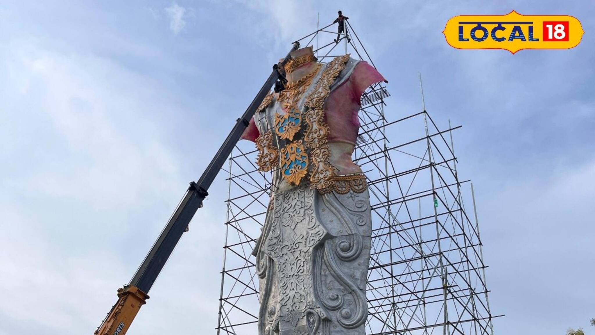 Durga Puja 2025: তৈরি হচ্ছে বিশ্বের সবথেকে বড় দুর্গা! আশায় বুক বাঁধছেন নদিয়াবাসীরা