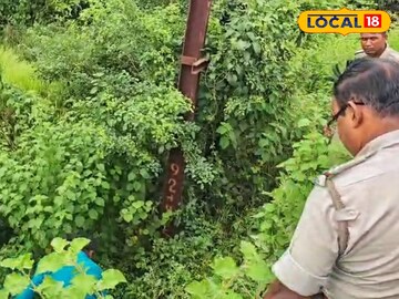 জঙ্গলের মধ্যেই পড়েছিল মৃতদেহটি