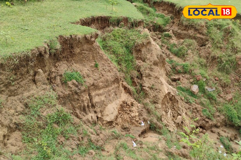 তাই গ্রামবাসীদের একটাই আর্জি বড় কোনও দুর্ঘটনা ঘটার আগে দ্রুত সংস্কারের কাজ শুরু করা হোক। তাঁদের কথায়, “আমরা চাই না আবার বন্যায় গ্রাম ভেসে যাক। বাঁধটিকে নতুন করে গড়ে তুললেই আমাদের ভয় কেটে যাবে।” অজয় নদীর ধার ঘেঁষে থাকা এই গ্রামগুলির এখন একমাত্র ভরসা প্রশাসনের দ্রুত উদ্যোগ। (তথ্য ও ছবি বনোয়ারীলাল চৌধুরী)