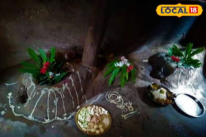 *কথিত আছে, ভাদ্র মাসের রান্না আশ্বিন মাসে খাওয়ার রীতি আছে এই দিনেই। আর দেবী মনসাকে সন্তুষ্ট রাখলেই সাপের উপদ্রব থেকে রক্ষা পাওয়া যায়, সংসারে শান্তি বজায় থাকে। আর এই পুজো আজও হয়ে আসছে।