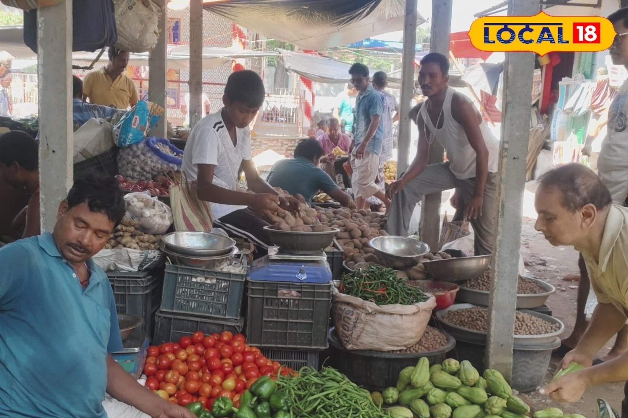 বিশ্বকর্মা পুজোয় বাজার আগুন! ফল থেকে সবজির দামে হাতে ছ্যাঁকা মধ্যবিত্তের
