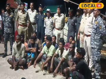 আটক হওয়া বাংলাদেশী মৎস্যজীবীরা