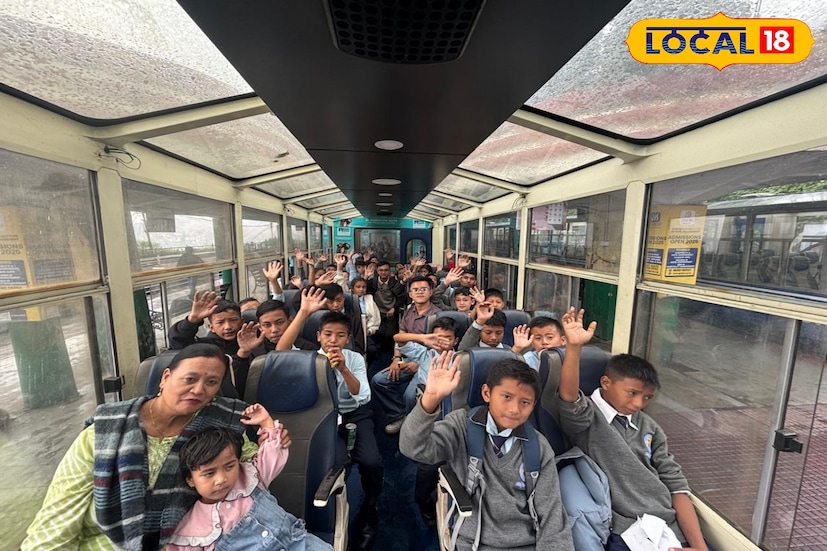 *শুধু পাহাড়ি ট্রেন ভ্রমণ নয়, এই পরিষেবার সঙ্গে যুক্ত করা হয়েছে চা-বাগানের অভিজ্ঞতা। চা তোলা, কারখানা পরিদর্শন, চা স্বাদ নেওয়া—সব মিলিয়ে পর্যটকরা উপভোগ করবেন চা সংস্কৃতির অনন্য ছোঁয়া।