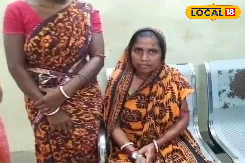 চিকিৎসা না হয়ে উল্টে মূল্যবান সময় নষ্ট হয় সেখানেই। শেষ পর্যন্ত হতাশ হয়ে সালার হাসপাতালে পৌঁছান বিশ্বজিৎ। বর্তমানে সান্ত্বনা দাস সেখানে চিকিৎসাধীন।