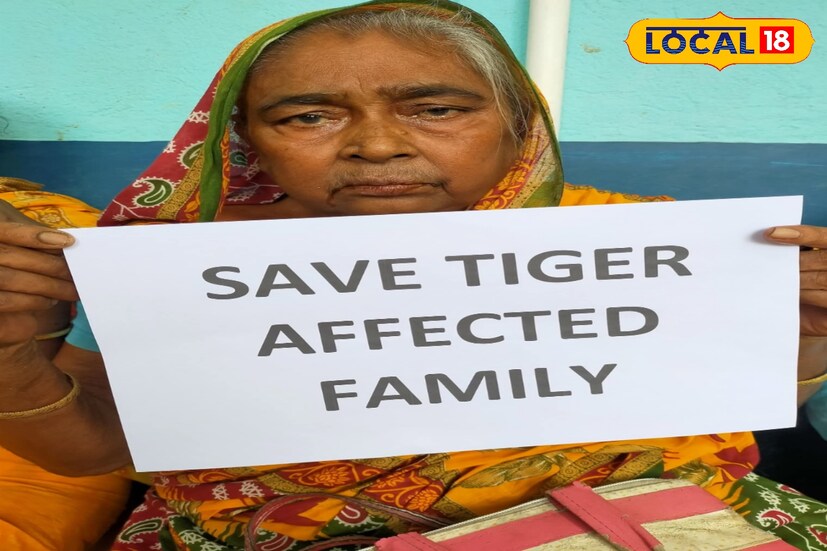যার আক্রমণে পরিবার ছিন্নভিন্ন হয়ে গিয়েছিল ওঁদের, সেই বাঘের জীবন বাঁচানোর মধ্যে দিয়ে সুন্দরবন রক্ষার অঙ্গীকার করলেন ওঁরা এদিন। বাঘ বিধবা মায়েদের পুনর্মিলন উৎসবে সেই শপথ নেন সবিতা, মেনকা, রত্না, গীতারা। সুন্দরবনের জঙ্গলে মাছ, কাঁকড়া ধরতে গিয়ে বাঘের হামলার মুখে পড়ে প্রাণ গিয়েছে এঁদের পরিজনদের। (তথ্য ছবি সুমন সাহা)