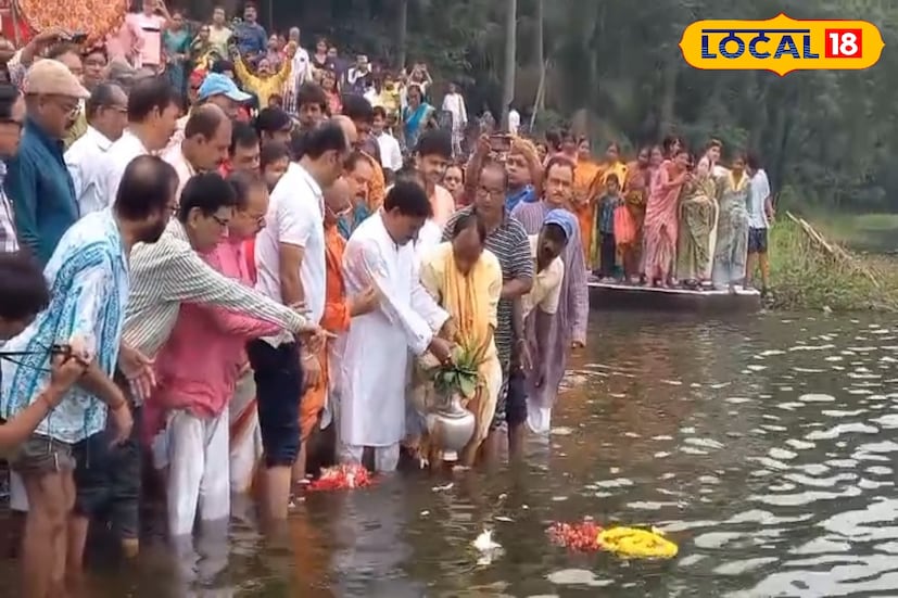 ৯ দিন ধরে চলবে মায়ের পুজো। তার সাথে চণ্ডীপাঠ। নবমীর দিন নবকুমারী পুজোর মাধ্যমে শেষ হয়।এছাড়াও বছরের প্রতিদিনই নিয়ম মেনে দেবীর পুজা হয়, দেবীকে ভোগ নিবেদনও করা হয়।