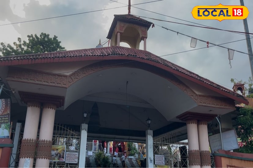 বীরভূমের মধ্যে অবস্থিত অন্য যে সমস্ত পাঁচটি সতিপিঠ রয়েছে তার মধ্যে অন্যতম হলও এই নলহাটেশ্বরী মন্দির। ব্রহ্মাণী নদীর তীরে নলরাজাদের গড় হিসেবে পরিচিত ঐতিহ্যবাহী পাহাড়ের কোলে মায়ের প্রাচীন মন্দির। আর এই মন্দিরের পিছনে রয়েছে আনার সাহেবের মাজার। জায়গাটি রামায়ণের কাহিনির সঙ্গেও যুক্ত বলে বিশ্বাস ভক্তদের।