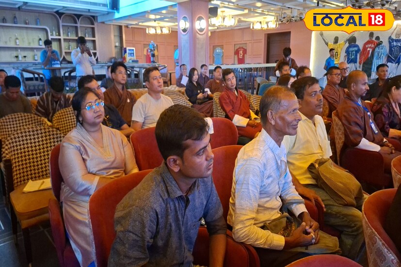 আলোচনার কেন্দ্রে ছিল একটি বড় স্বপ্ন—“Tourism and Sustainable Transformation”। কৃষি থেকে শুরু করে পর্যটন, পরিবেশবান্ধব উন্নয়ন থেকে আঞ্চলিক বাজার—তিন দেশের যৌথ প্রচেষ্টায় আগামী দিনের জন্য এক শক্ত ভিত গড়ে তুলতে চায় এই আয়োজন।