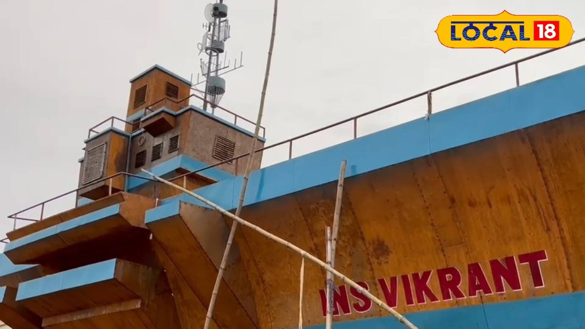 সিউড়িতে ভেসে উঠল বিশাল জাহাজ! ভাইরাল ‌এই পুজো মণ্ডপ