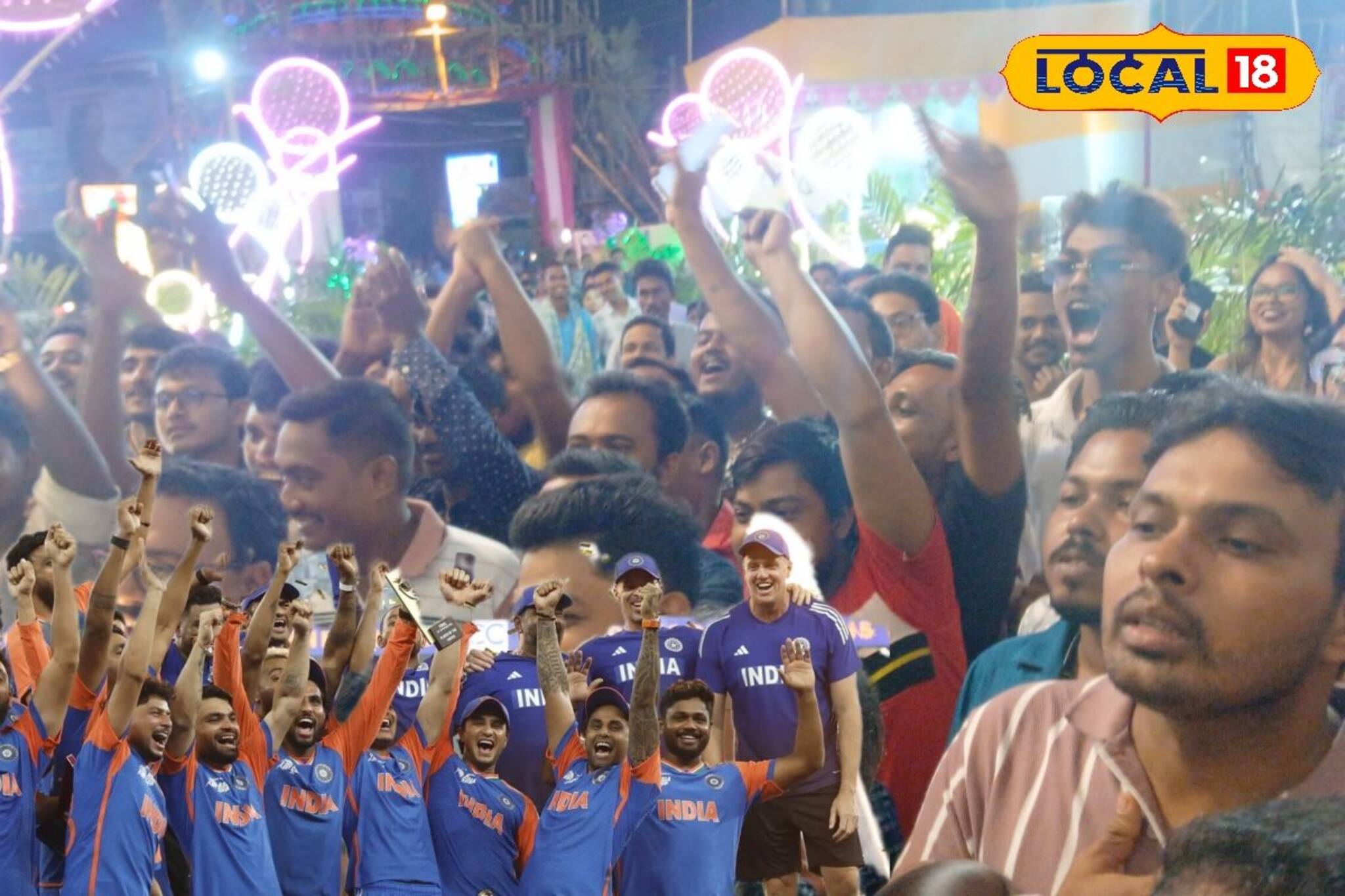 ভারত পাকিস্তান এশিয়া কাপ ফাইনাল ঘিরে হাওড়ার পুজো মণ্ডপে যা ঘটল! দেখুন...